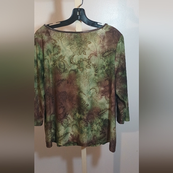 Dressbarn Green and Brown 3/4 Sleeve Blouse - Picture 2 of 4